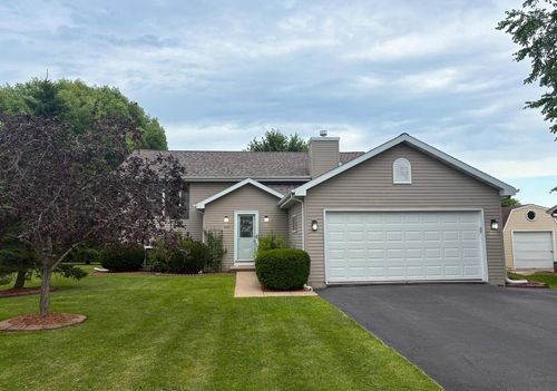 440 Riverview Court, OMRO, WI, 54963 | Card Image