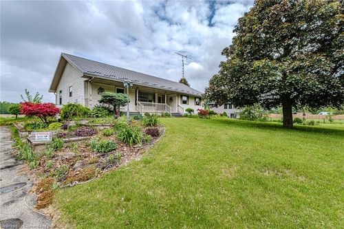 1938 Turkey Point Rd, Simcoe, ON, N3Y4J9 | Card Image