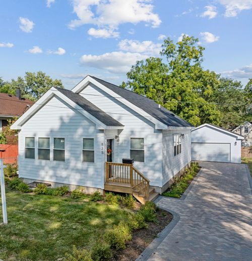 535 Ashland Ave, Elgin, IL, 60123-7713 | Card Image