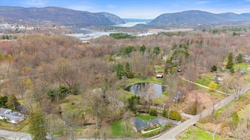 1 Avery Rd, Garrison, NY, 10524-4107 | Card Image