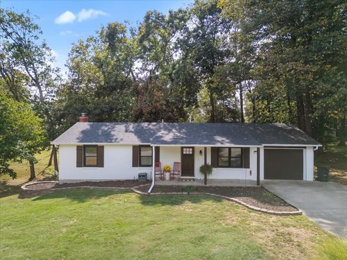 7402 W Sandalwood Ct, COLUMBIA, MO, 65202-9566 | Card Image