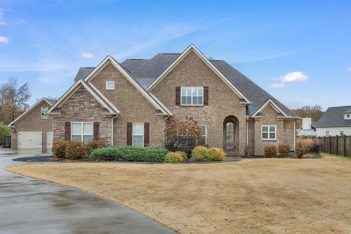 146 Grand Haven Dr, Tuscumbia, AL, 35674-9133 | Card Image