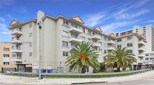 405-2600 Collins Ave, Miami Beach, FL, 33140-4721 | Card Image