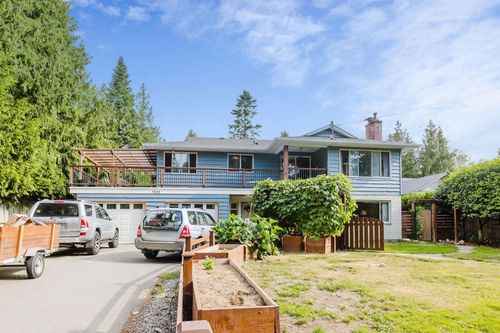 7838 Redrooffs Rd, Halfmoon Bay, BC, V7Z1A4 | Card Image