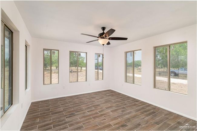 3805 S Midway Rd, House other with 3 bedrooms, 2 bathrooms and null parking in Weslaco TX | Image 7