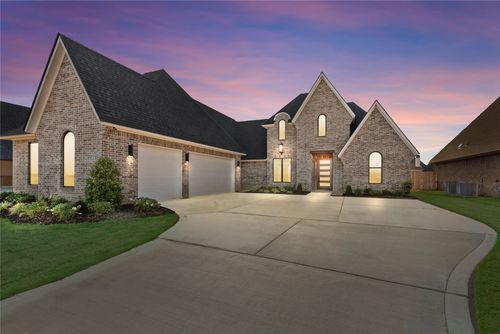 608 Danube Cir, Bossier City, LA, 71111-6449 | Card Image
