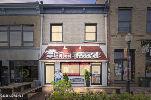 10 Monmouth St, Red Bank, NJ, 07701-1614 | Card Image