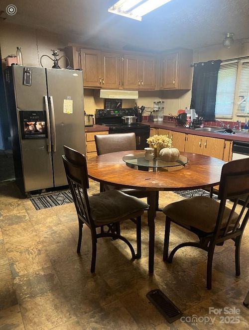 1674 Froebe Dr, Lancaster, SC, 29720-8803 | Card Image