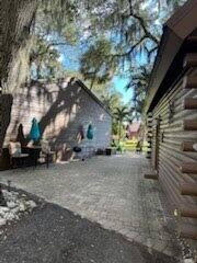 25 - 8376 Us Highway 441 Se, House other with 2 bedrooms, 1 bathrooms and null parking in OKEECHOBEE FL | Image 12