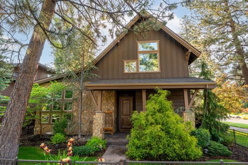 61102 Aspen Rim Ln, Bend, OR, 97702-3371 | Card Image