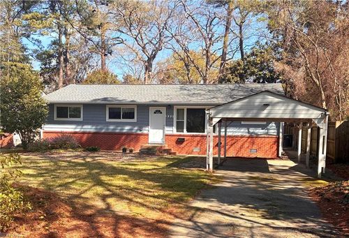 990 Green St, Norfolk, VA, 23513-3334 | Card Image