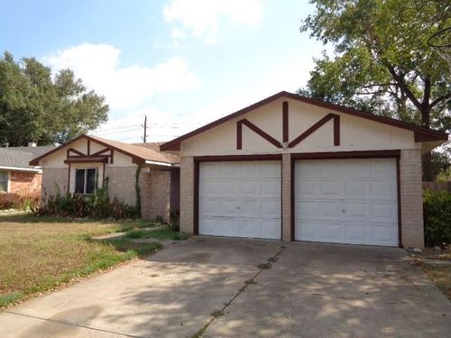 16010 Baytree Dr, Houston, TX, 77070-1607 | Card Image