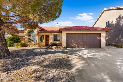 3533 Fernwood St, Rosamond, CA, 93560-6620 | Card Image