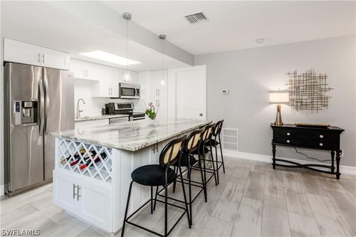 8-224 Palm Dr, NAPLES, FL, 34112-3915 | Card Image