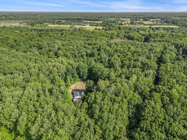 12467 S Running Deer Ln, House other with 3 bedrooms, 2 bathrooms and null parking in Grant MI | Image 26