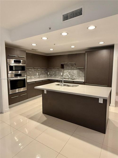 apt-207-7661 Nw 107th Ave, Doral, FL, 33178-4623 | Card Image