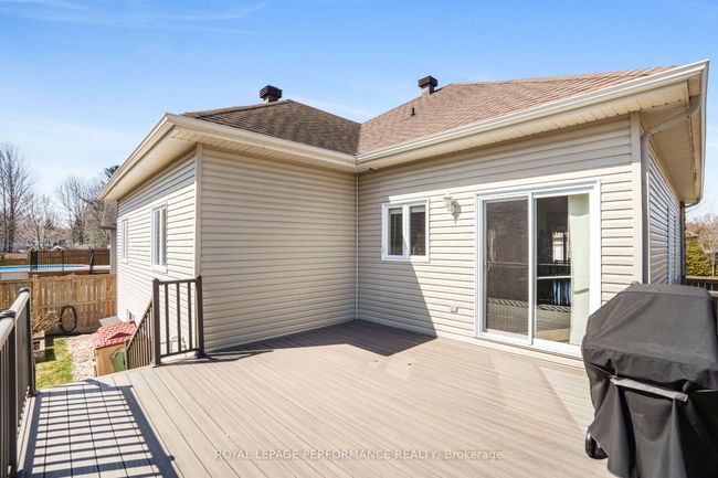 52 St Viateur Cres, House other with 4 bedrooms, 3 bathrooms and 4 parking in Limoges ON | Image 31