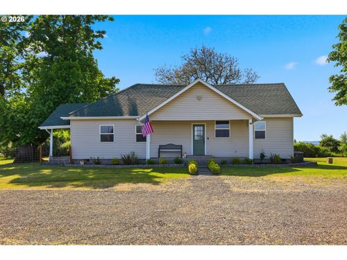 29259 Clear Lake Rd, Eugene, OR, 97402-9543 | Card Image