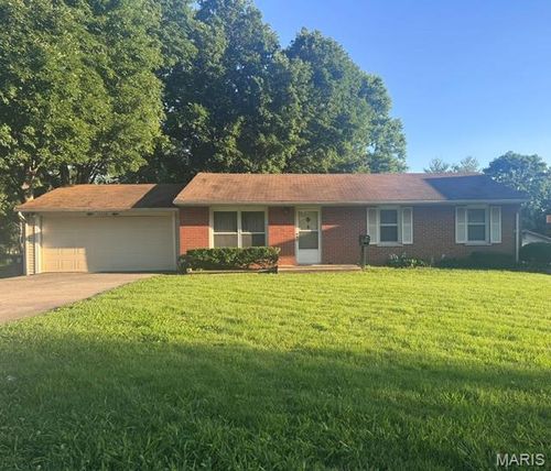 10128 Isabelle Pl, Saint Ann, MO, 63074-1234 | Card Image