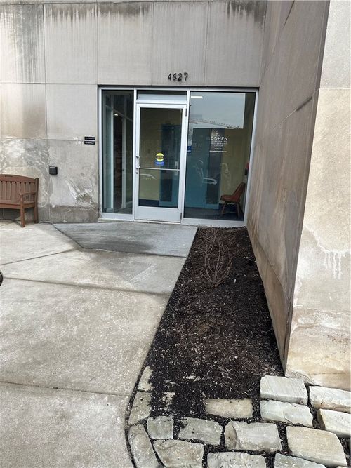 4627 5th Ave, Oakland, PA, 15213-3661 | Card Image