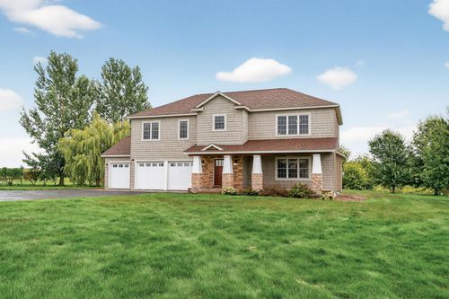 1318 146th Ave, New Richmond, WI, 54017-6651 | Card Image