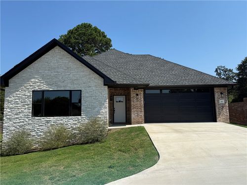 145 Harbor Circle, Russellville, AR, 72802 | Card Image