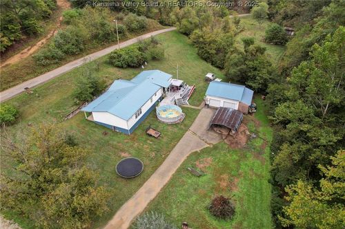 3274 Big Creek Rd, Hamlin, WV, 25523 | Card Image