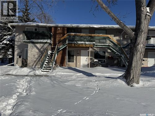 64 Nollet Ave, Regina, SK, S4T7P9 | Card Image
