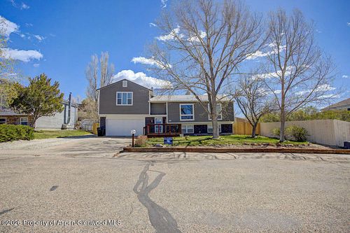 803 Exmoor Cir, Craig, CO, 81625-3832 | Card Image