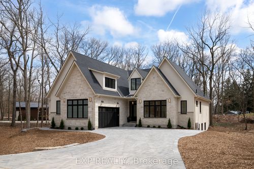 10099 Pinery Lane, Grand Bend, ON, N0M1T0 | Card Image