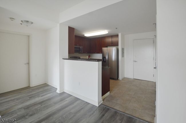 APT-616 - 1 Carriage City Plz, Townhouse with 2 bedrooms, 2 bathrooms and null parking in Rahway NJ | Image 7