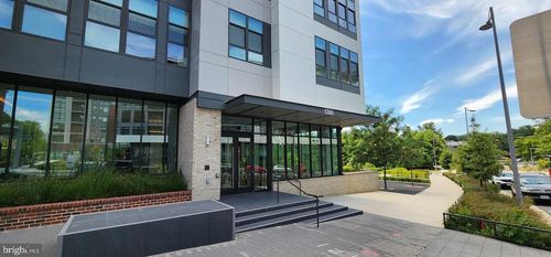 apt-311-1761 Old Meadow Rd, MCLEAN, VA, 22102-4346 | Card Image