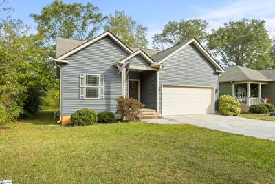 114 W 3rd Avenue, House other with 3 bedrooms, 2 bathrooms and 2 parking in Easley SC | Image 3