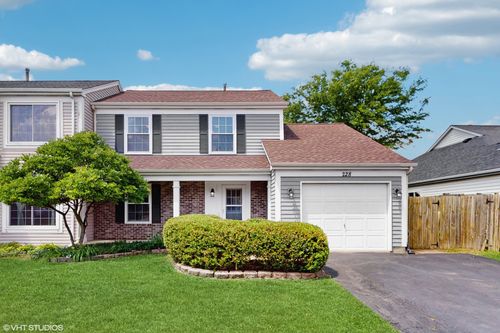 228 Dunton Ct, Mundelein, IL, 60060-4547 | Card Image