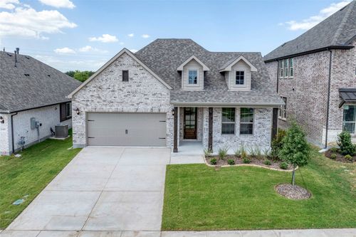 636 Brazos Dr, Van Alstyne, TX, 75495-9636 | Card Image