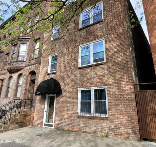 apt-1-147 Eagle St, Albany, NY, 12202-1740 | Card Image