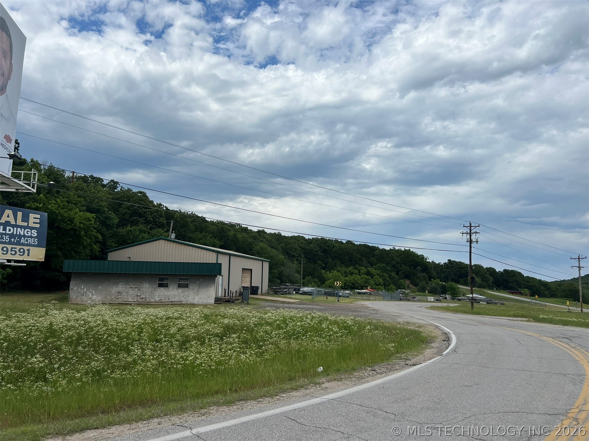 Commercial Sale in Cleveland 3