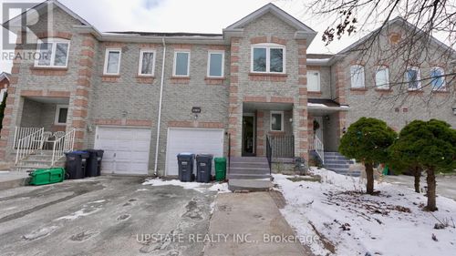 127 Ravenscliffe Crt, Brampton, ON, L6X4P2 | Card Image