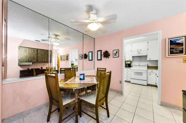 APT-1206 - 2700 Bayshore Blvd, Condo with 2 bedrooms, 1 bathrooms and null parking in DUNEDIN FL | Image 5