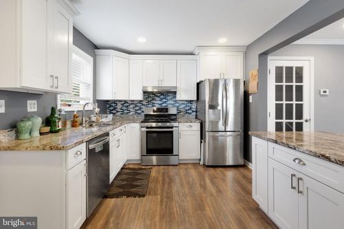 1719 Ridge Ave, PHILADELPHIA, PA, 19130-1538 | Card Image