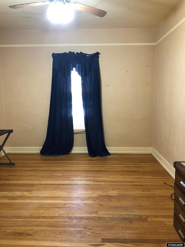 211 8 Th St, House other with 6 bedrooms, 3 bathrooms and null parking in Sinclair WY | Image 14