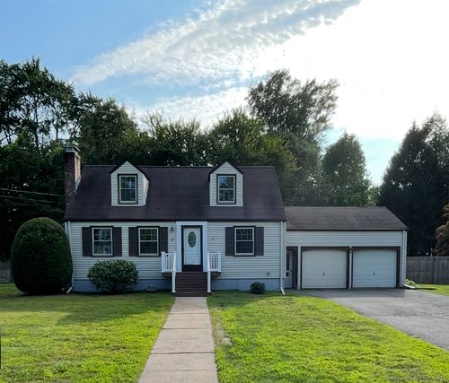 15 Moore Dr, Windsor, CT, 06095-3313 | Card Image