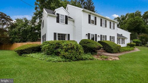 1301 Moon Dr, YARDLEY, PA, 19067-3228 | Card Image
