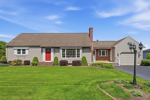 35 Richmond Rd, Ludlow, MA, 01056-1437 | Card Image