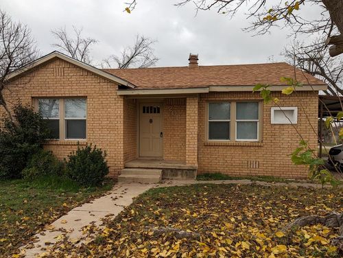 201 E 14th St, San Angelo, TX, 76903-3945 | Card Image
