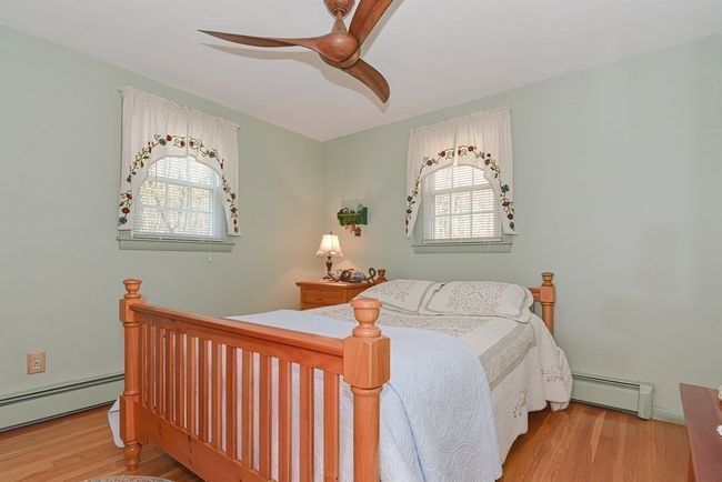 21 Edlin St, House other with 3 bedrooms, 1 bathrooms and 1 parking in Worcester MA | Image 21