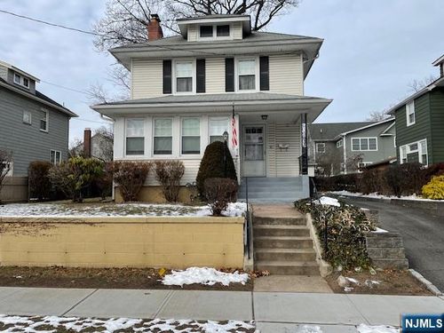 64 Beech St, Rutherford, NJ, 07070-1118 | Card Image