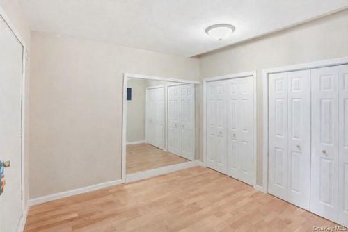60 Herrels Cir, Huntingtn Sta, NY, 11747-4249 | Card Image