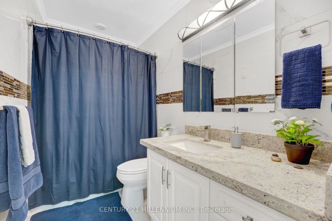 82 - 69 Old Burnhamthorpe Rd, Condo with 4 bedrooms, 2 bathrooms and 1 parking in Etobicoke ON | Image 13