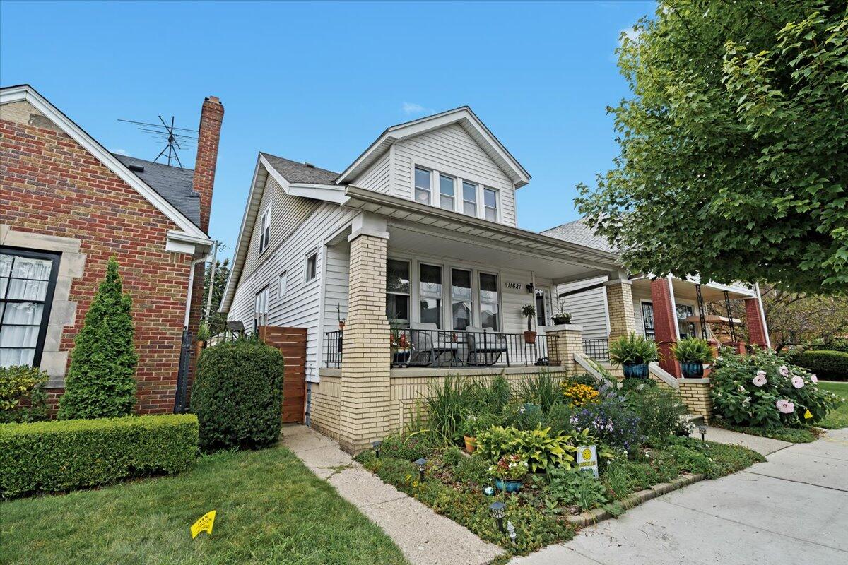 Gallagher St, Hamtramck, MI 48212